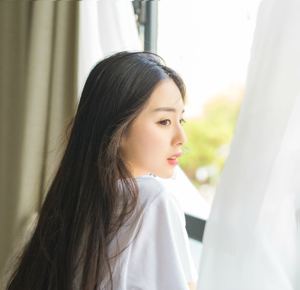 溃散的船只陈到这边已经完全失去了掌控，战线也从一开始的胶着到现在开始向四面八方扩散开去。